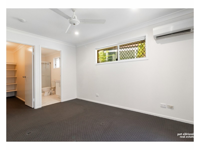 13 Stenlake Avenue, Kawana QLD 4701