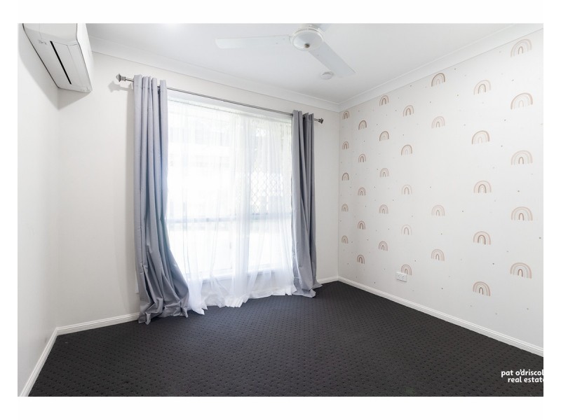 13 Stenlake Avenue, Kawana QLD 4701