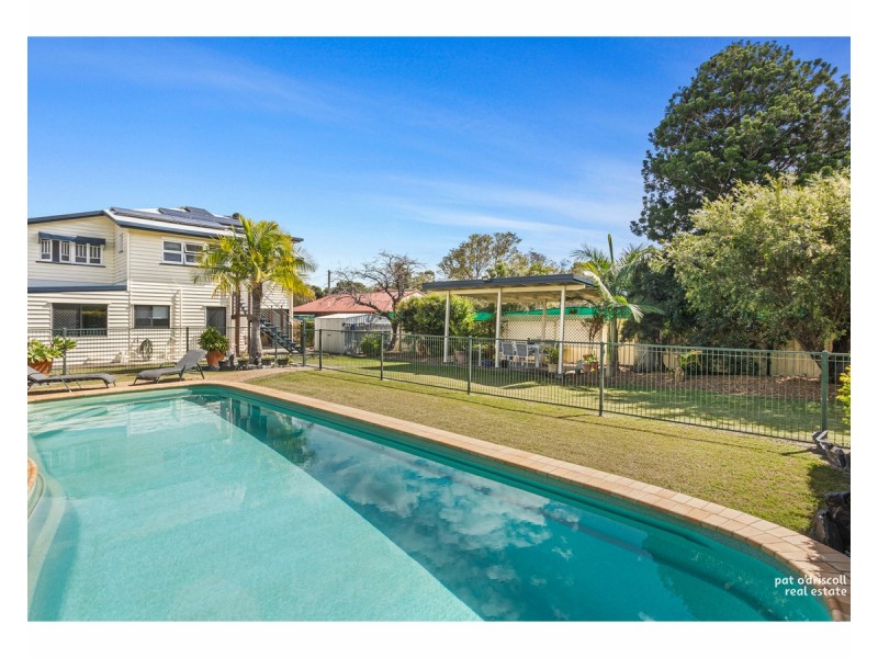 8 Renshaw Street, Park Avenue QLD 4701