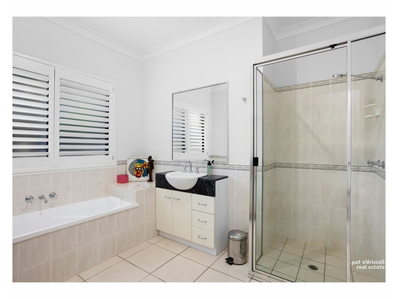 4 Greenwood Close, Frenchville QLD 4701