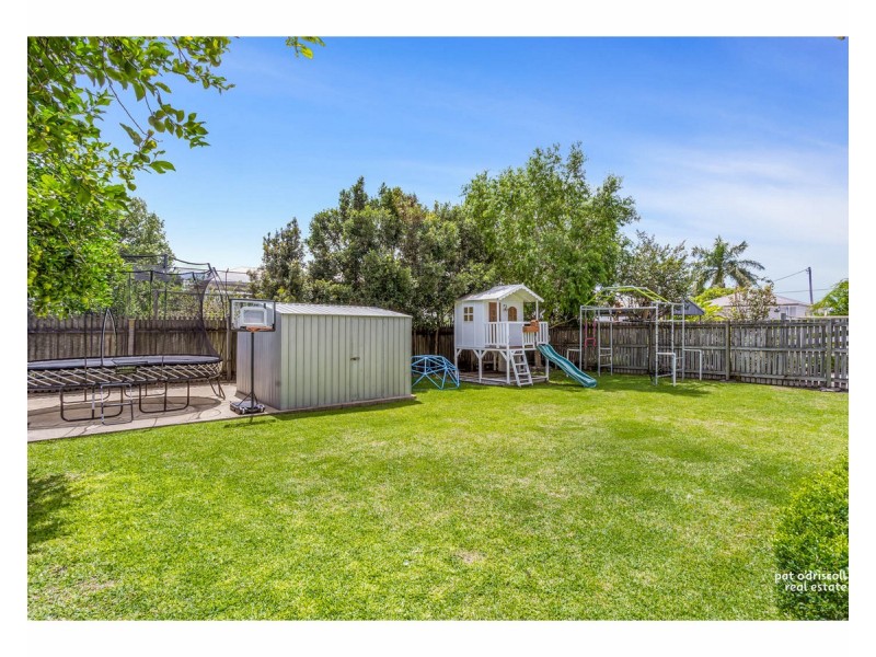 82 Brecknell Street, The Range QLD 4700