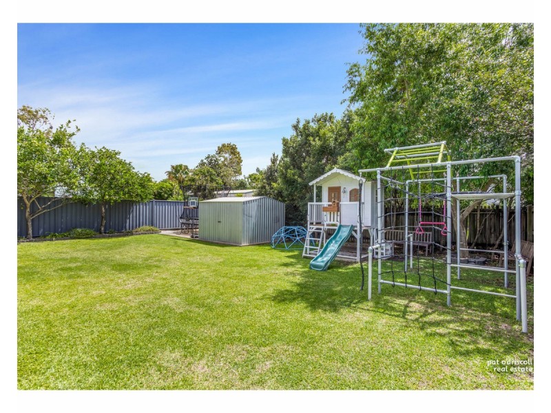 82 Brecknell Street, The Range QLD 4700