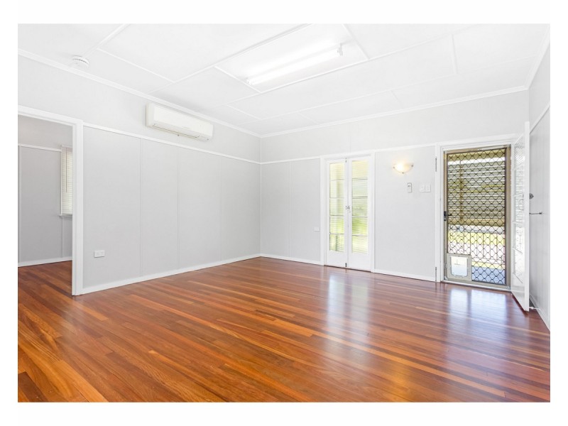 100 Robinson Street, Frenchville QLD 4701