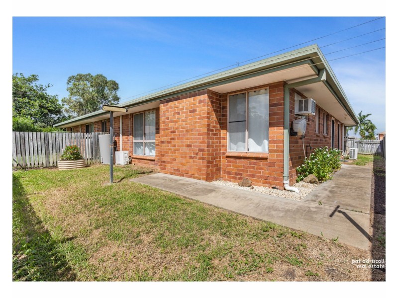 1/14 Kawana Close, Kawana QLD 4701