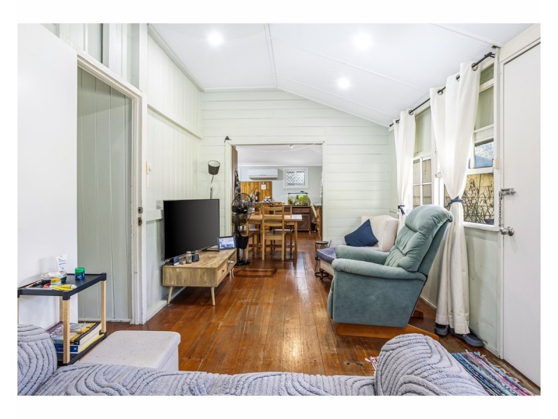 48 Haynes Street, Park Avenue QLD 4701