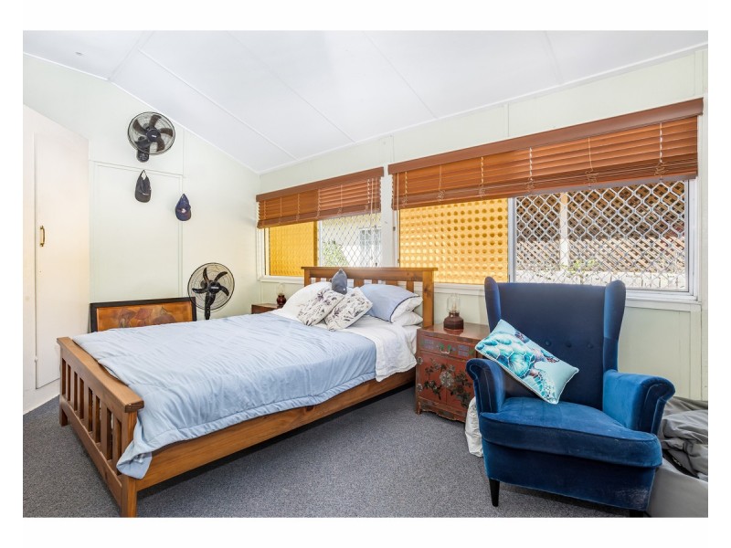 48 Haynes Street, Park Avenue QLD 4701