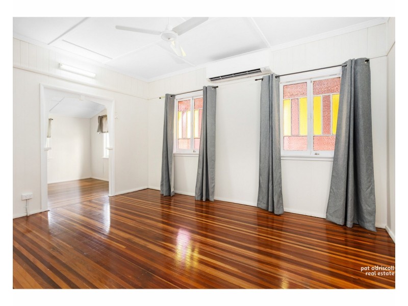 22 Face Street, Park Avenue QLD 4701