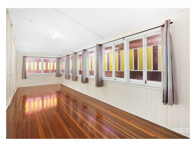 22 Face Street, Park Avenue QLD 4701