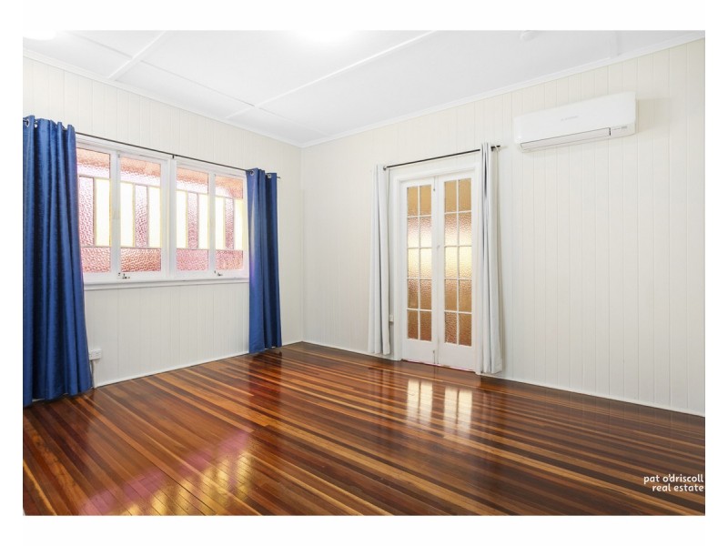 22 Face Street, Park Avenue QLD 4701