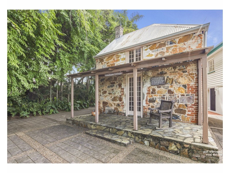 30 Nathan Street, The Range QLD 4700