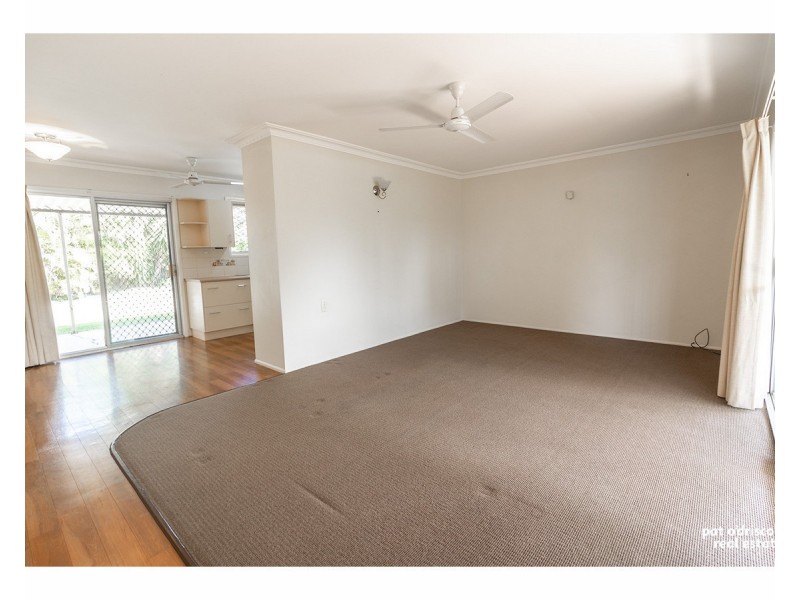 71 Gray Street, Park Avenue QLD 4701