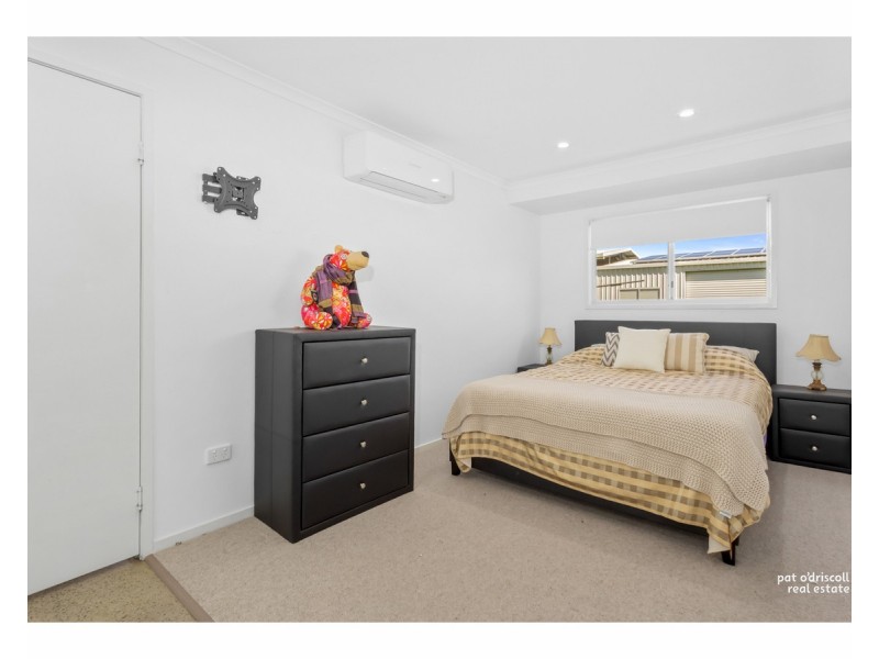 34 Cathne Street, Cooee Bay QLD 4703