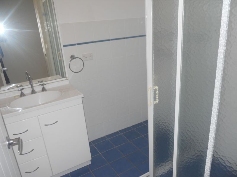 2/24 Hillview Avenue, Dungog NSW 2420