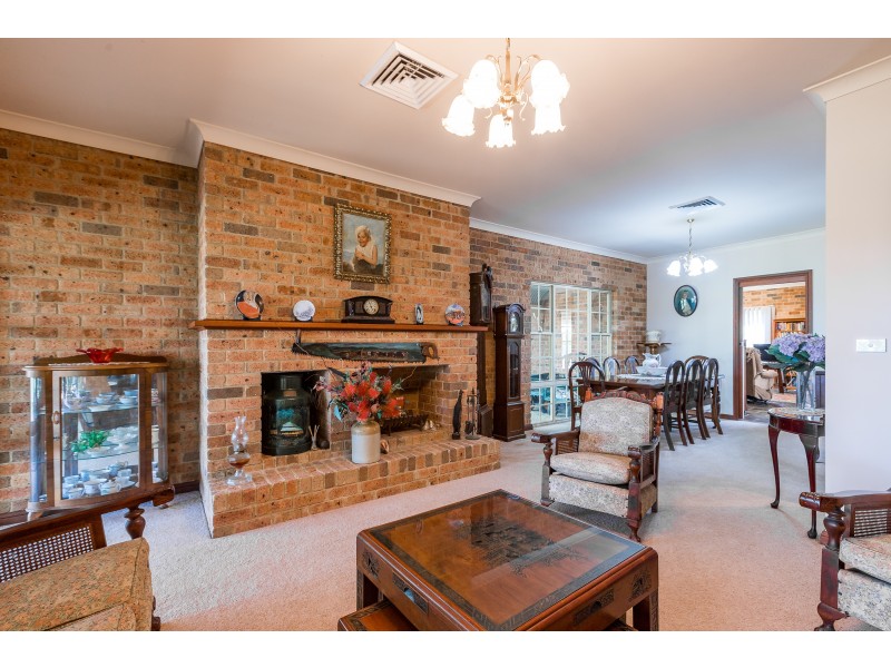 80 Cemetery Road, Dungog NSW 2420