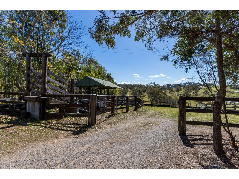 80 Cemetery Road, Dungog NSW 2420