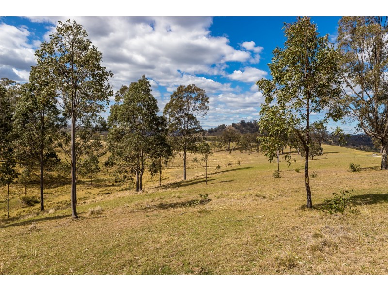 80 Cemetery Road, Dungog NSW 2420