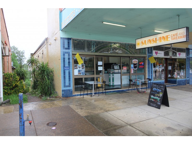 172 Dowling Street, Dungog NSW 2420