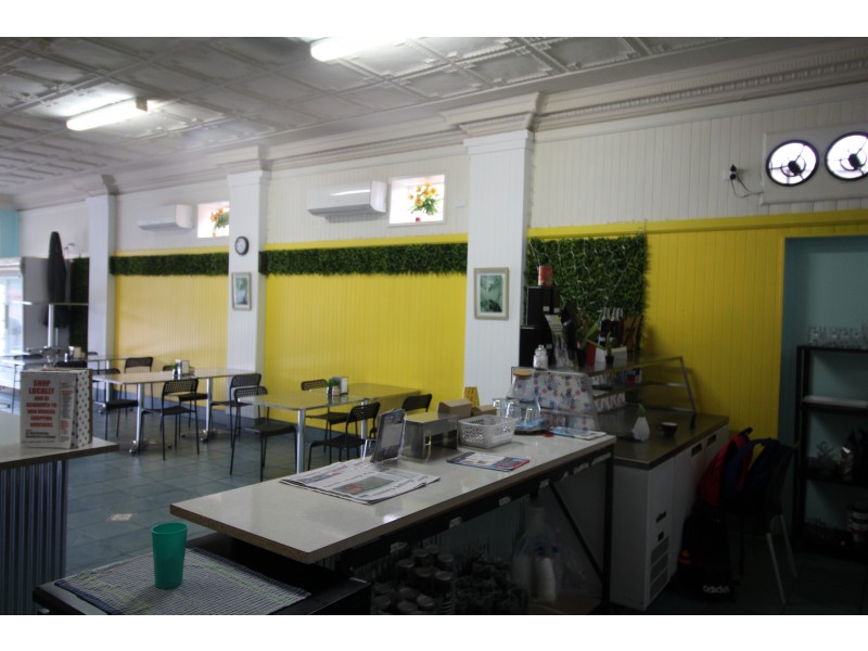 172 Dowling Street, Dungog NSW 2420