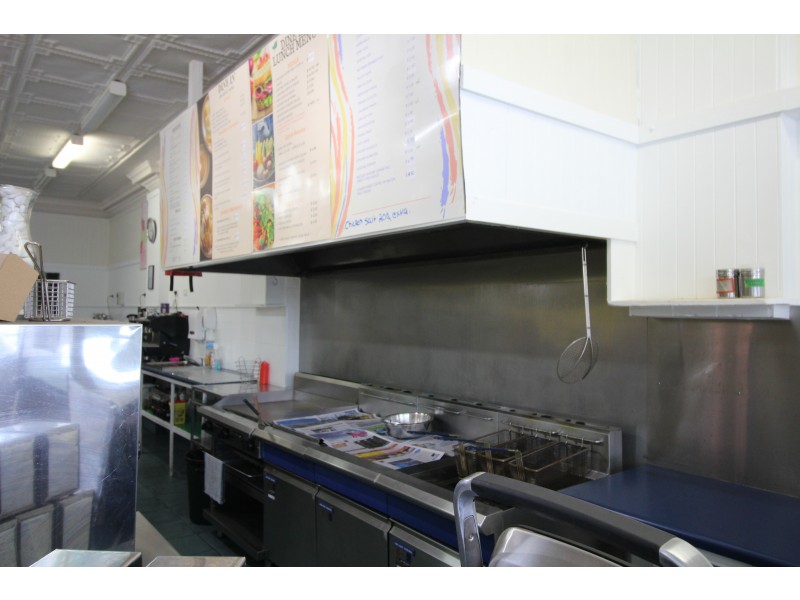 172 Dowling Street, Dungog NSW 2420