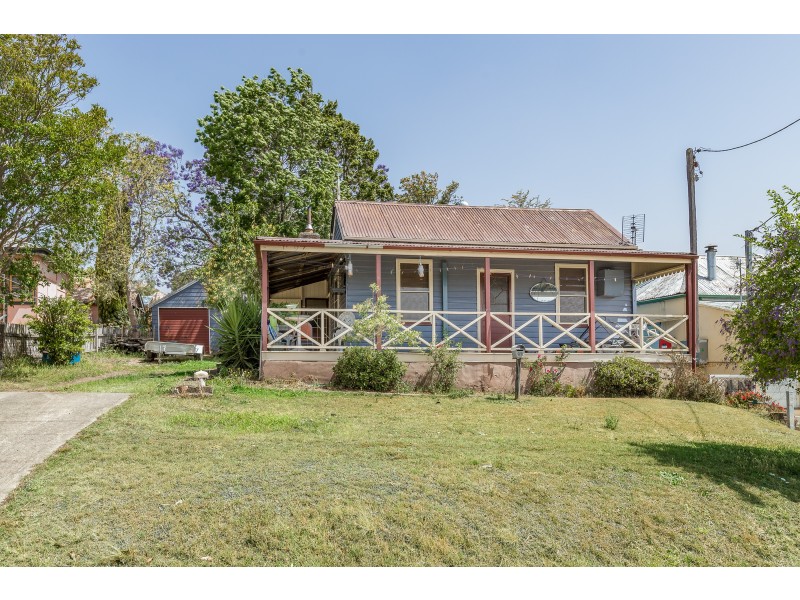 42 Myles Street, Dungog NSW 2420