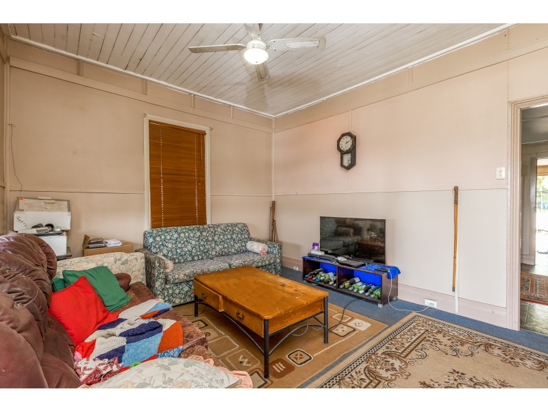 42 Myles Street, Dungog NSW 2420