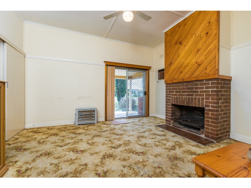 8 Scott Avenue, Dungog NSW 2420