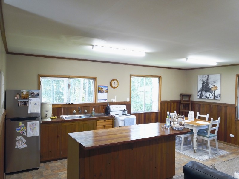 31-33 Burton Street, Dungog NSW 2420
