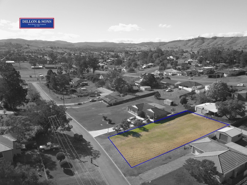 11 Hancock Avenue, Dungog NSW 2420