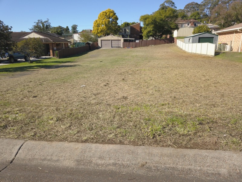 11 Hancock Avenue, Dungog NSW 2420