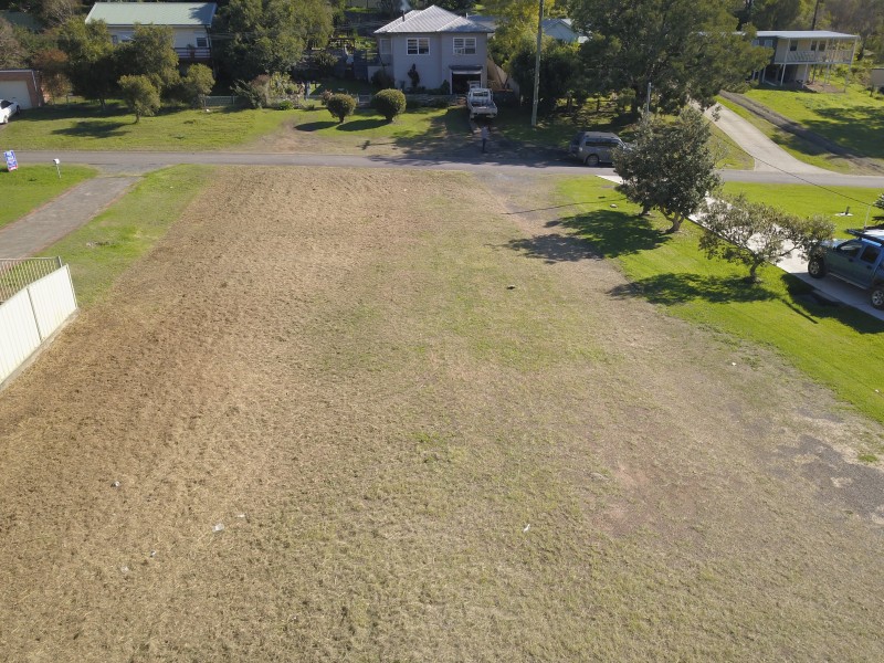 11 Hancock Avenue, Dungog NSW 2420