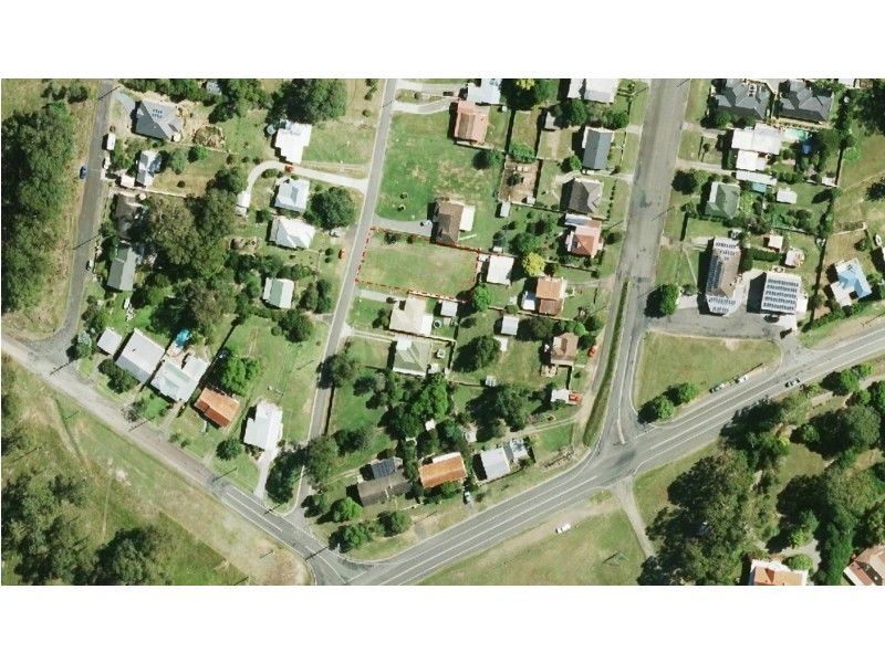 11 Hancock Avenue, Dungog NSW 2420