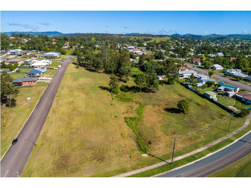 2 Rens Street, Dungog NSW 2420