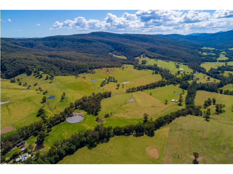 427 Main Creek Road, Dungog NSW 2420