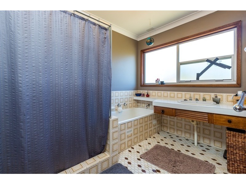 1/76 Paterson River Road, Gresford NSW 2311