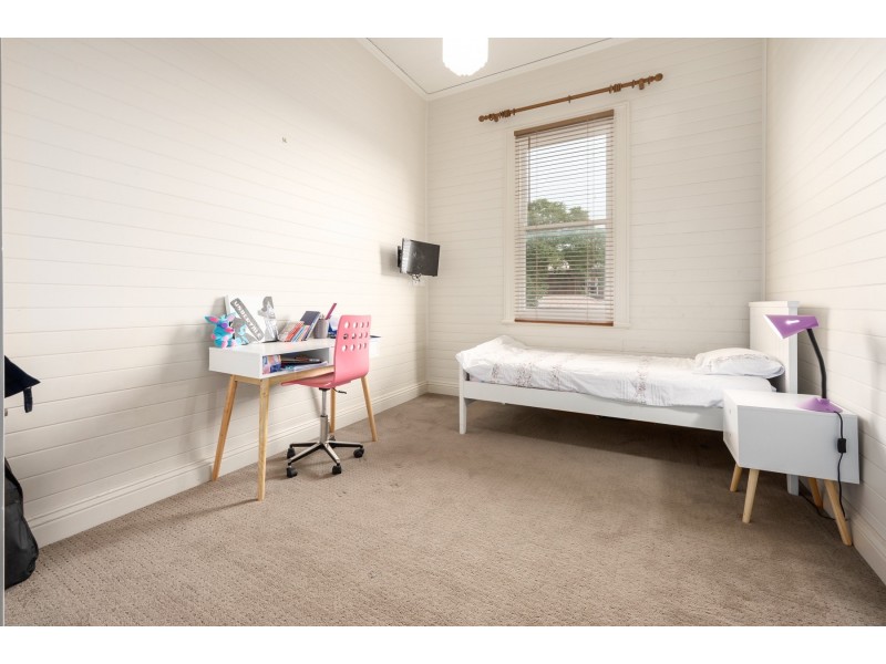 7 Mackay Street, Dungog NSW 2420