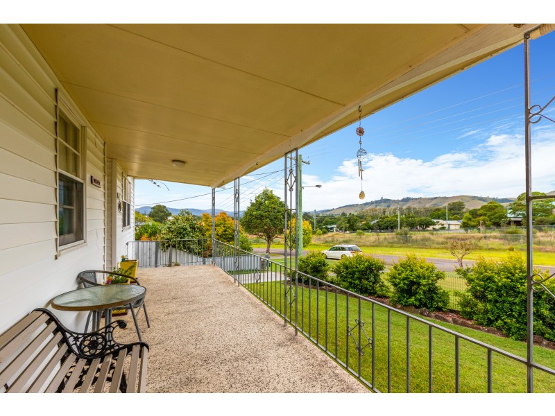 30 Baird Street, Dungog NSW 2420