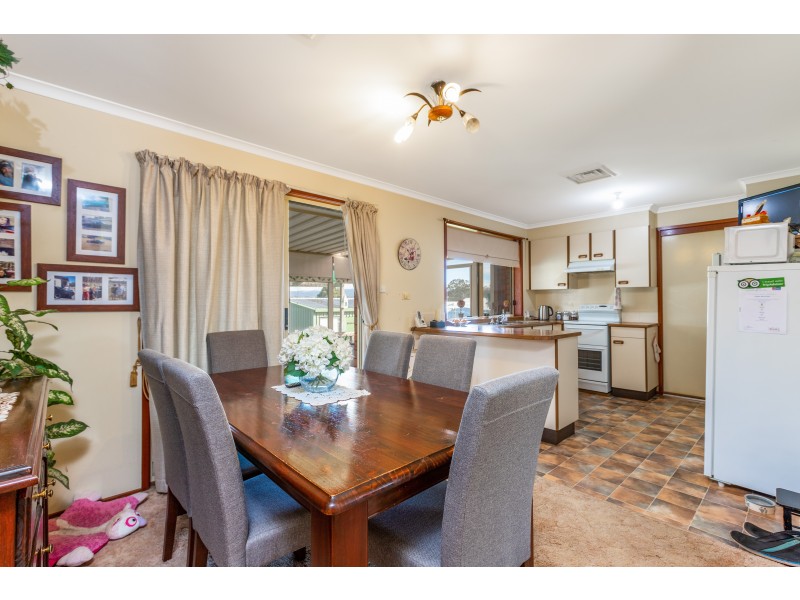 15 Lostock Road, Gresford NSW 2311