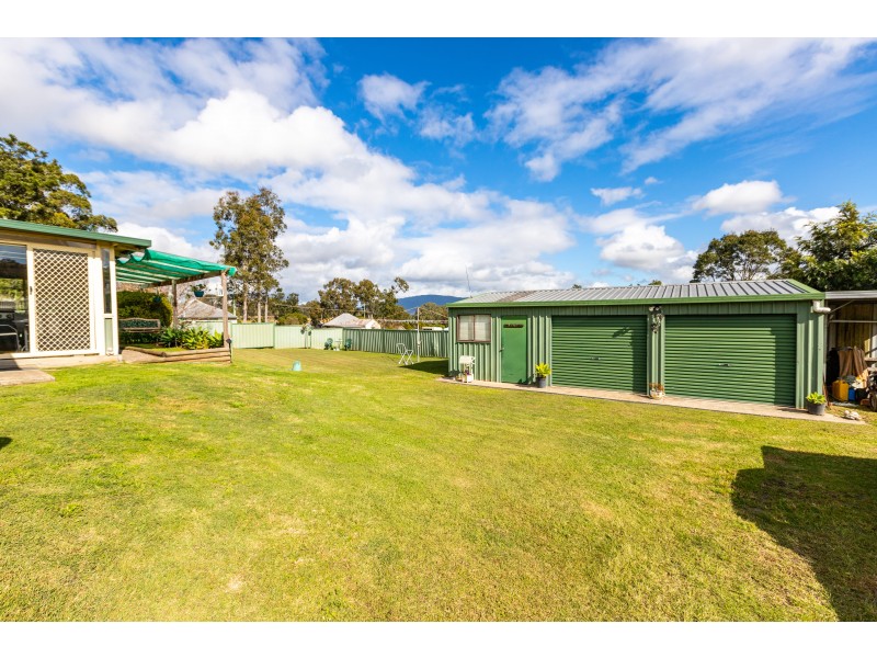 15 Lostock Road, Gresford NSW 2311