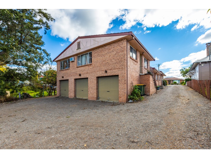 4 Scott Avenue, Dungog NSW 2420