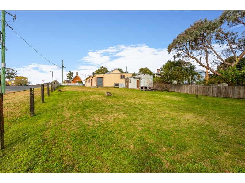 56 Dowling Street, Dungog NSW 2420
