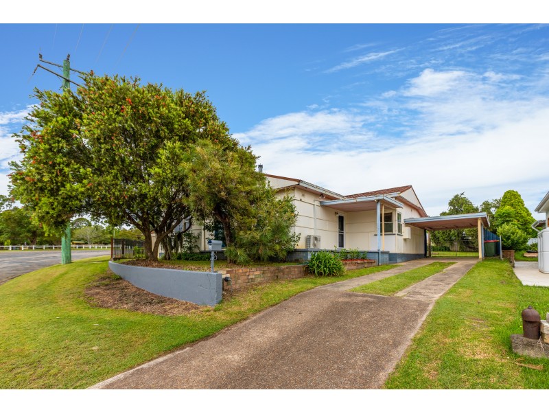 24 Lord Street, Dungog NSW 2420