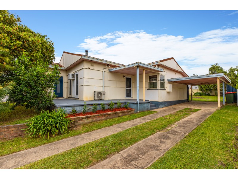 24 Lord Street, Dungog NSW 2420