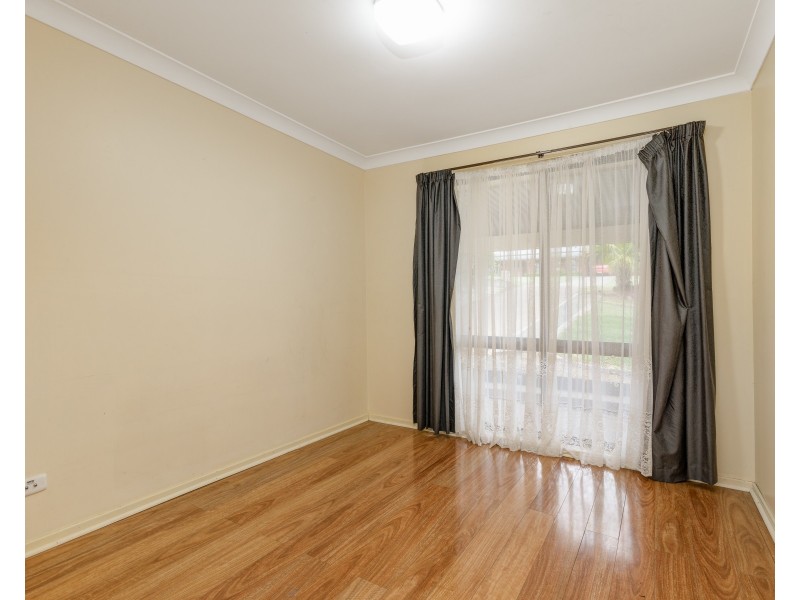 13 Baird Street, Dungog NSW 2420
