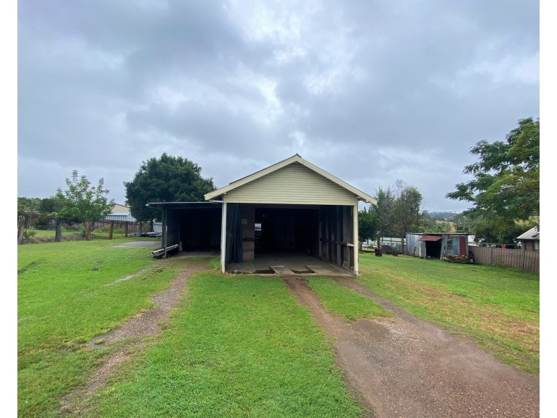 84 Hospital Road, Dungog NSW 2420