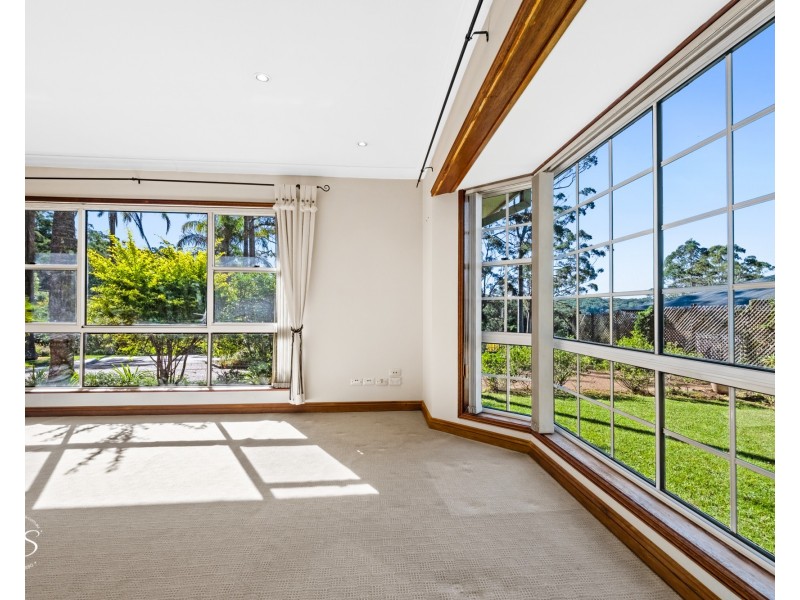 36 Teralba Street, Lisarow NSW 2250
