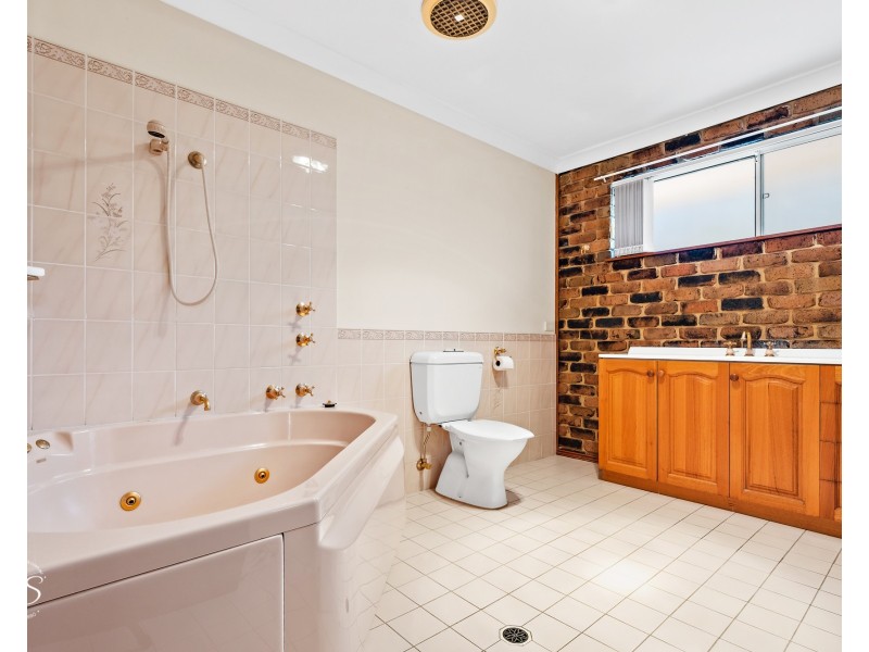 36 Teralba Street, Lisarow NSW 2250