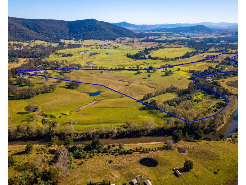 220 Gresford Road, Paterson NSW 2421