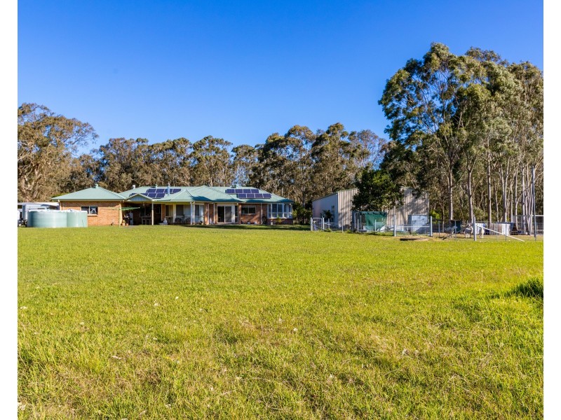 220 Gresford Road, Paterson NSW 2421