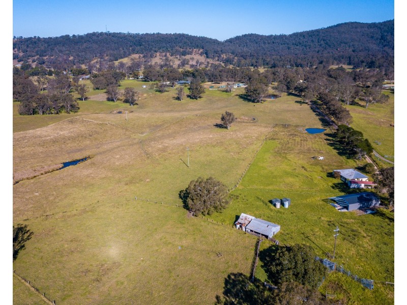 220 Gresford Road, Paterson NSW 2421