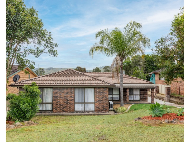 13 Baird Street, Dungog NSW 2420